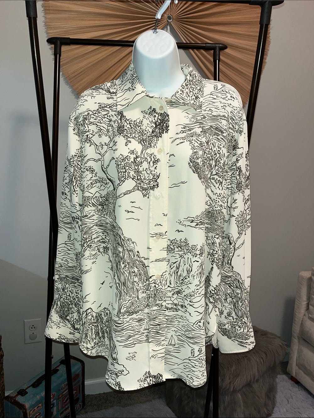 H&M Cream Blouse with Black Scenic Line Print